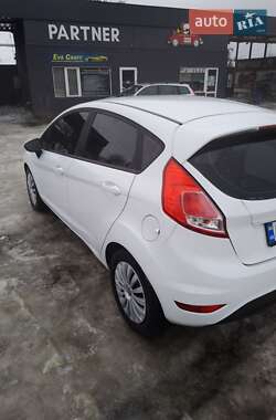 Хетчбек Ford Fiesta 2013 в Дніпрі