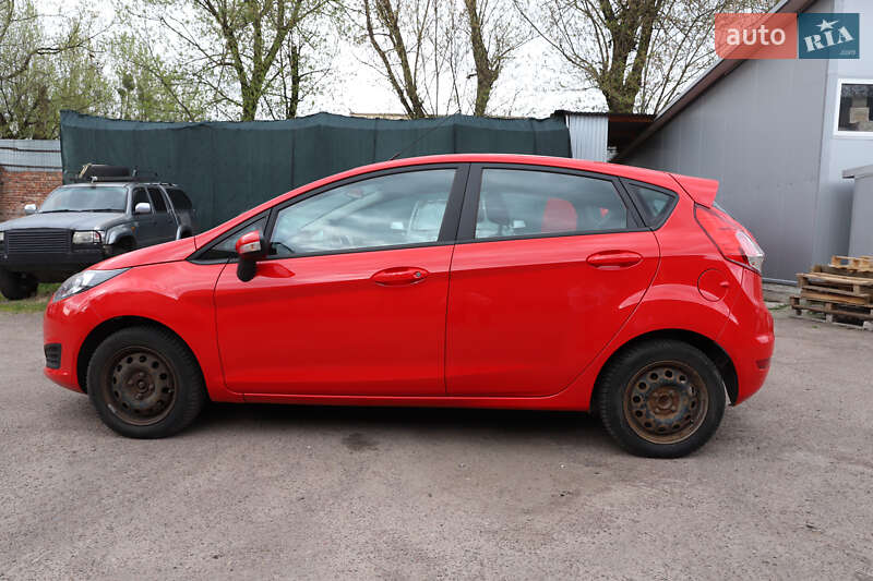 Хетчбек Ford Fiesta 2016 в Львові
