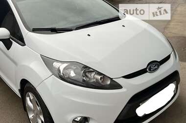 Хетчбек Ford Fiesta 2012 в Києві