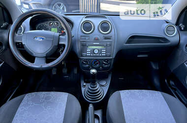 Хэтчбек Ford Fiesta 2008 в Одессе