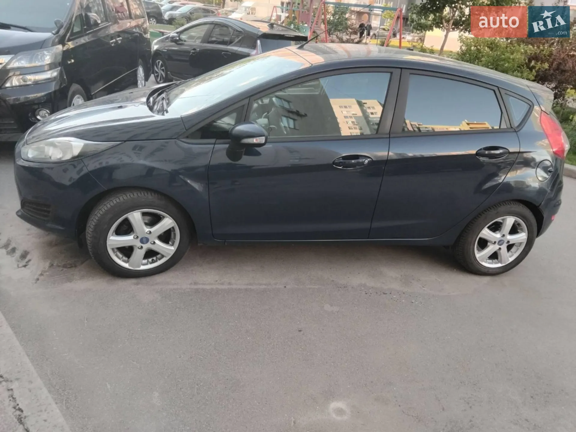 2013 Ford Fiesta - мініатюра 2