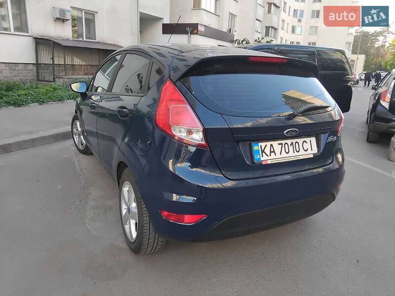 Хэтчбек Ford Fiesta 2013 в Киеве фото 4 Хэтчбек Ford Fiesta 2013 в Киеве