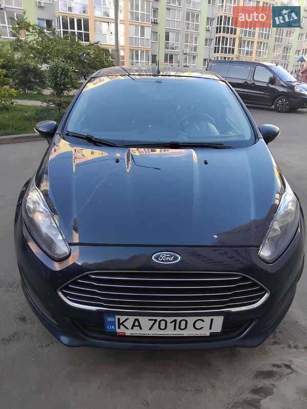 Хэтчбек Ford Fiesta 2013 в Киеве фото 3 Хэтчбек Ford Fiesta 2013 в Киеве