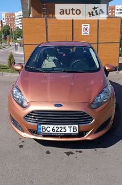 Седан Ford Fiesta 2017 в Львове