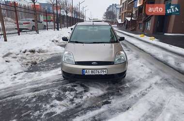 Хетчбек Ford Fiesta 2003 в Києві