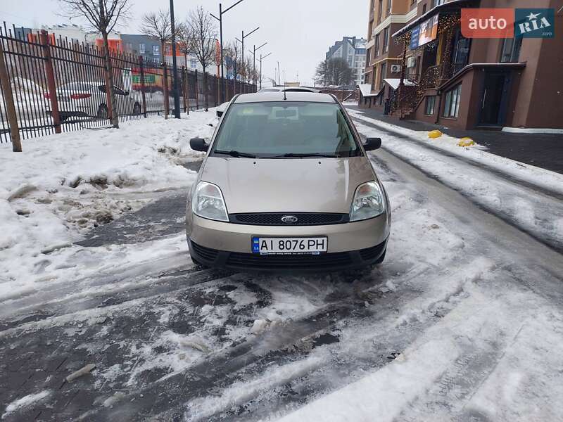 Хэтчбек Ford Fiesta 2003 в Киеве фото 6 Хэтчбек Ford Fiesta 2003 в Киеве