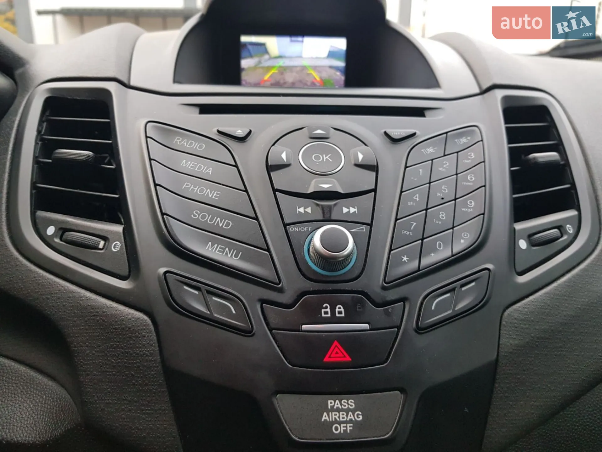 2019 Ford Fiesta - мініатюра 19