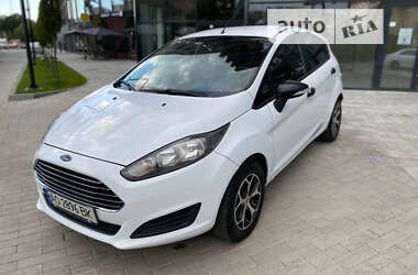 Хетчбек Ford Fiesta 2013 в Ужгороді