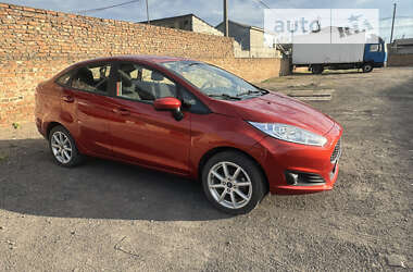 Седан Ford Fiesta 2018 в Измаиле