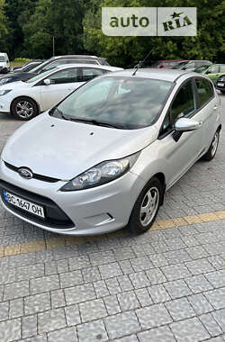 Хэтчбек Ford Fiesta 2012 в Львове