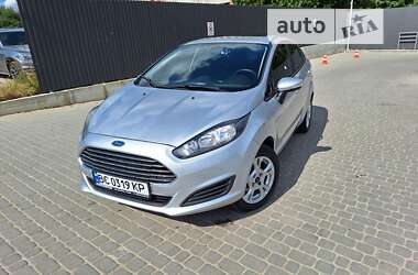 Седан Ford Fiesta 2016 в Львове