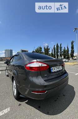 Седан Ford Fiesta 2017 в Києві
