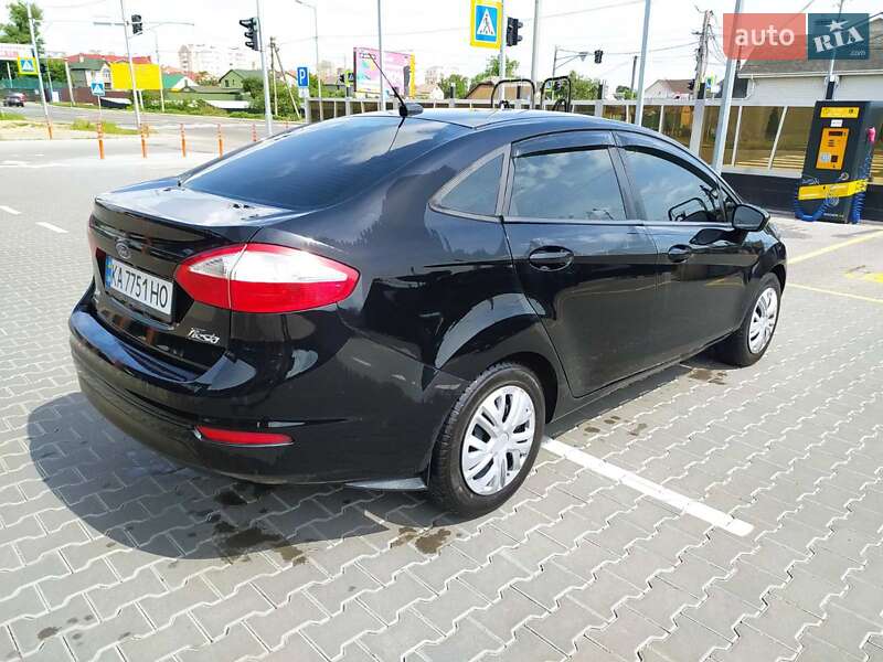 Седан Ford Fiesta 2019 в 