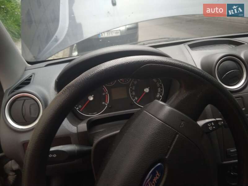 Хэтчбек Ford Fiesta 2007 в Ивано-Франковске