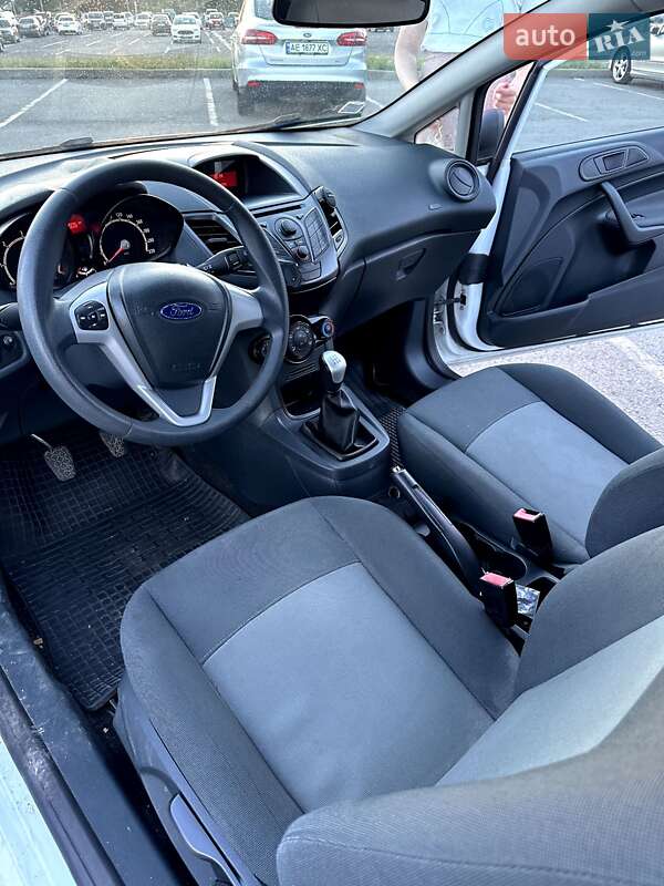 Хэтчбек Ford Fiesta 2011 в Запорожье