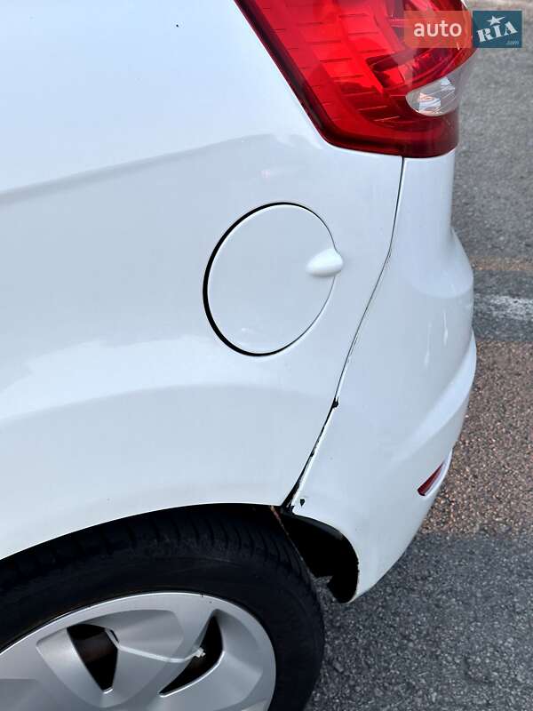 Хэтчбек Ford Fiesta 2011 в Запорожье