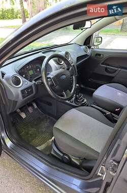 Хетчбек Ford Fiesta 2006 в Сумах