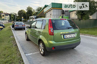 Хэтчбек Ford Fiesta 2007 в Львове