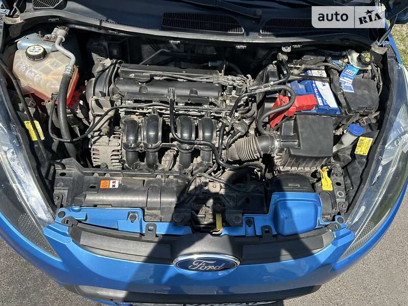 Хэтчбек Ford Fiesta 2010 в Киеве