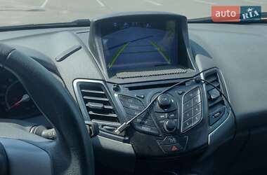 Хэтчбек Ford Fiesta 2010 в Львове