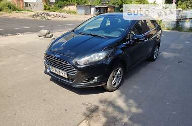 Седан Ford Fiesta 2017 в Києві