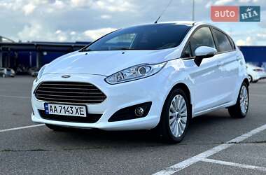 Хэтчбек Ford Fiesta 2013 в 