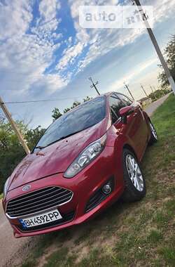 Седан Ford Fiesta 2013 в Одесі