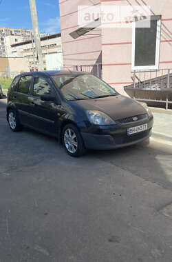 Хэтчбек Ford Fiesta 2005 в Одессе