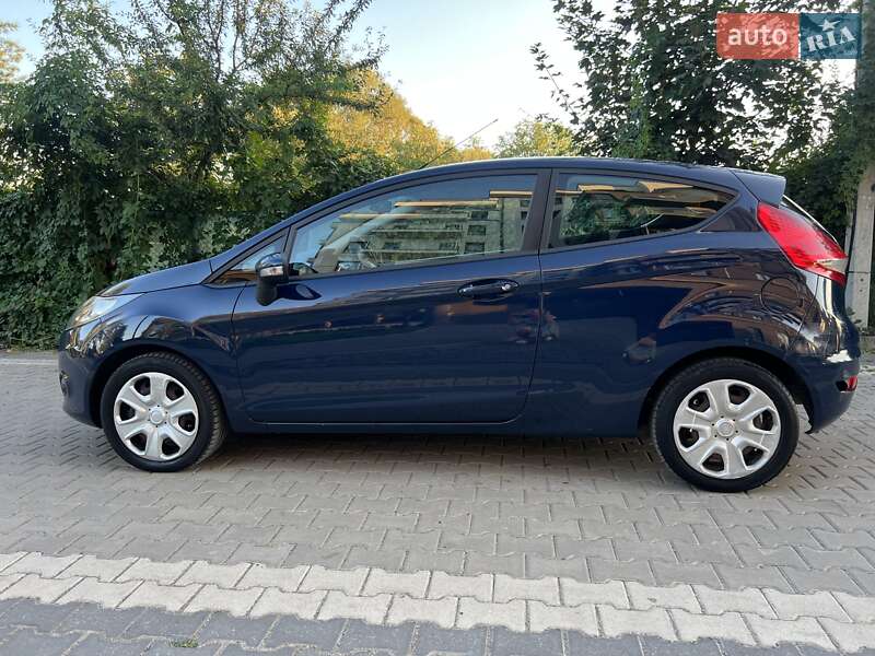 Хэтчбек Ford Fiesta 2008 в Ивано-Франковске