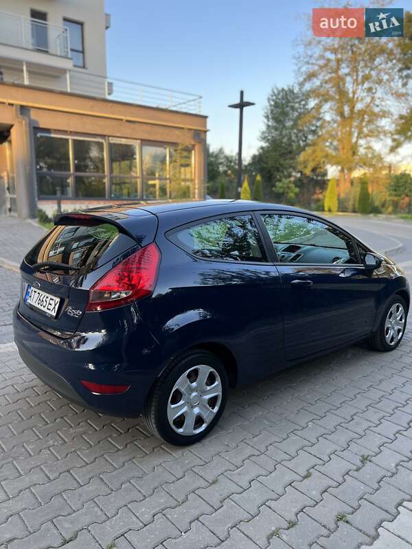 Хэтчбек Ford Fiesta 2008 в Ивано-Франковске