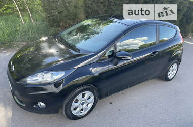 Хэтчбек Ford Fiesta 2011 в Львове