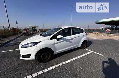 Хэтчбек Ford Fiesta 2016 в Виннице