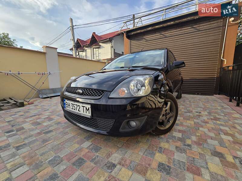 Хэтчбек Ford Fiesta 2007 в Белгороде-Днестровском