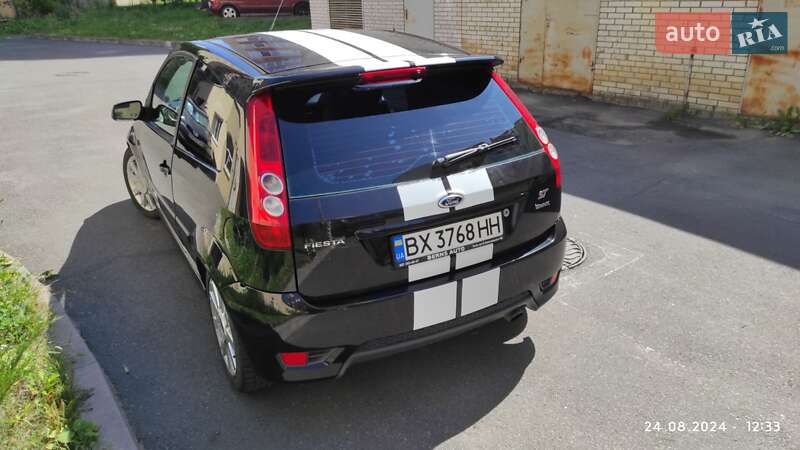 Хэтчбек Ford Fiesta 2007 в Хмельницком