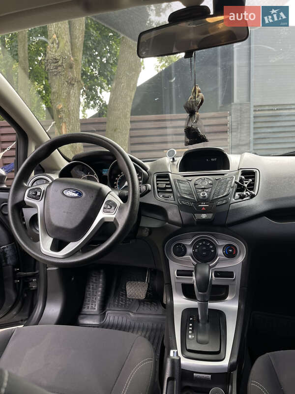 Седан Ford Fiesta 2018 в Крюковщине фото 14 Седан Ford Fiesta 2018 в Крюковщине