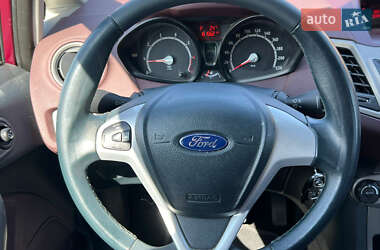 Хэтчбек Ford Fiesta 2011 в Киеве