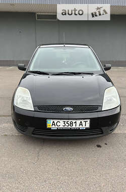 Хэтчбек Ford Fiesta 2005 в Львове