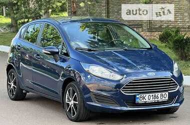 Хэтчбек Ford Fiesta 2013 в Ровно