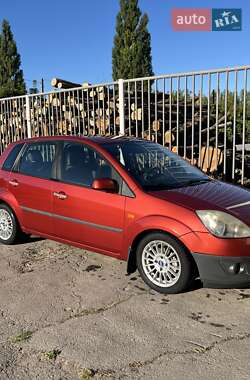 Хэтчбек Ford Fiesta 2007 в 