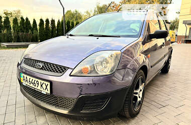 Хэтчбек Ford Fiesta 2006 в Ровно