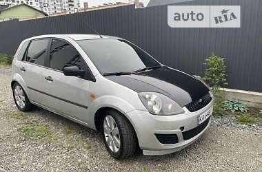 Хэтчбек Ford Fiesta 2007 в Бахмаче