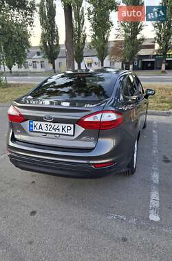 Седан Ford Fiesta 2018 в Києві