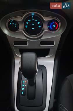 Седан Ford Fiesta 2018 в 