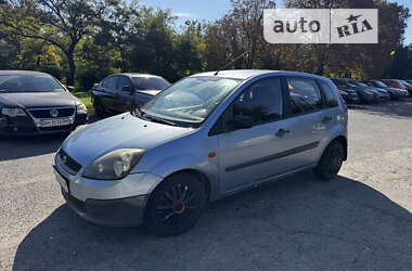 Хэтчбек Ford Fiesta 2006 в Одессе