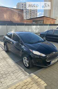 Седан Ford Fiesta 2018 в Виннице