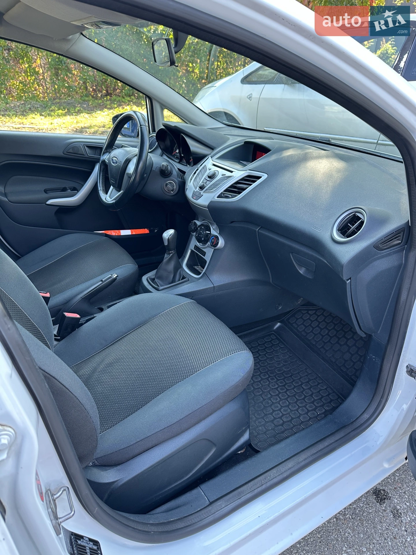 2012 Ford Fiesta - мініатюра 20