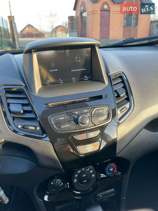 Хэтчбек Ford Fiesta 2019 в Ромнах