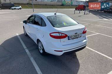 Седан Ford Fiesta 2017 в 