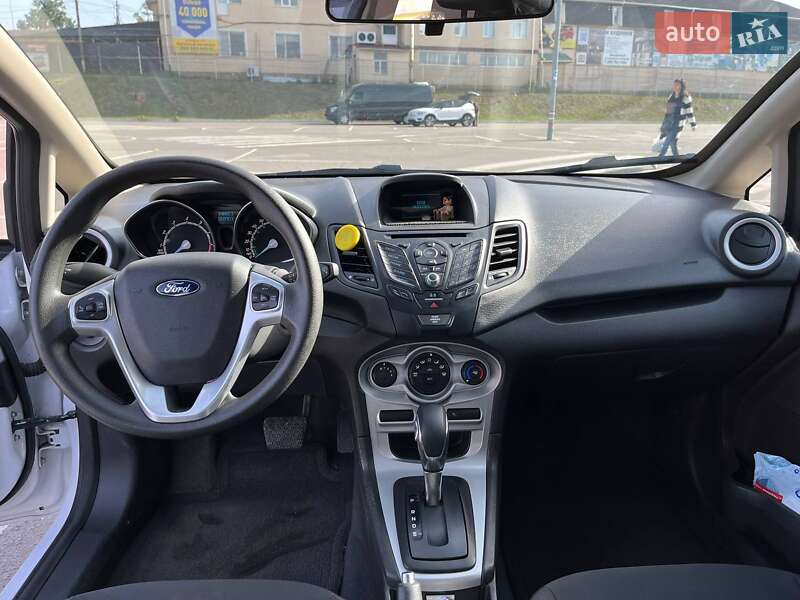 Седан Ford Fiesta 2017 в Виннице