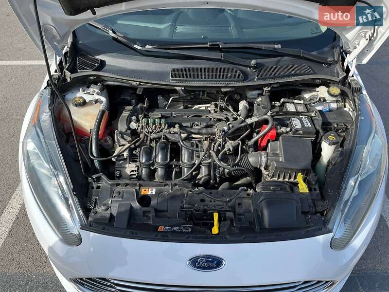 Седан Ford Fiesta 2017 в Виннице